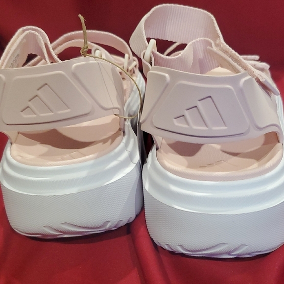 Adidas Slyn Pink Platform Sandals with Adjustable Straps - Picture 5 of 9
